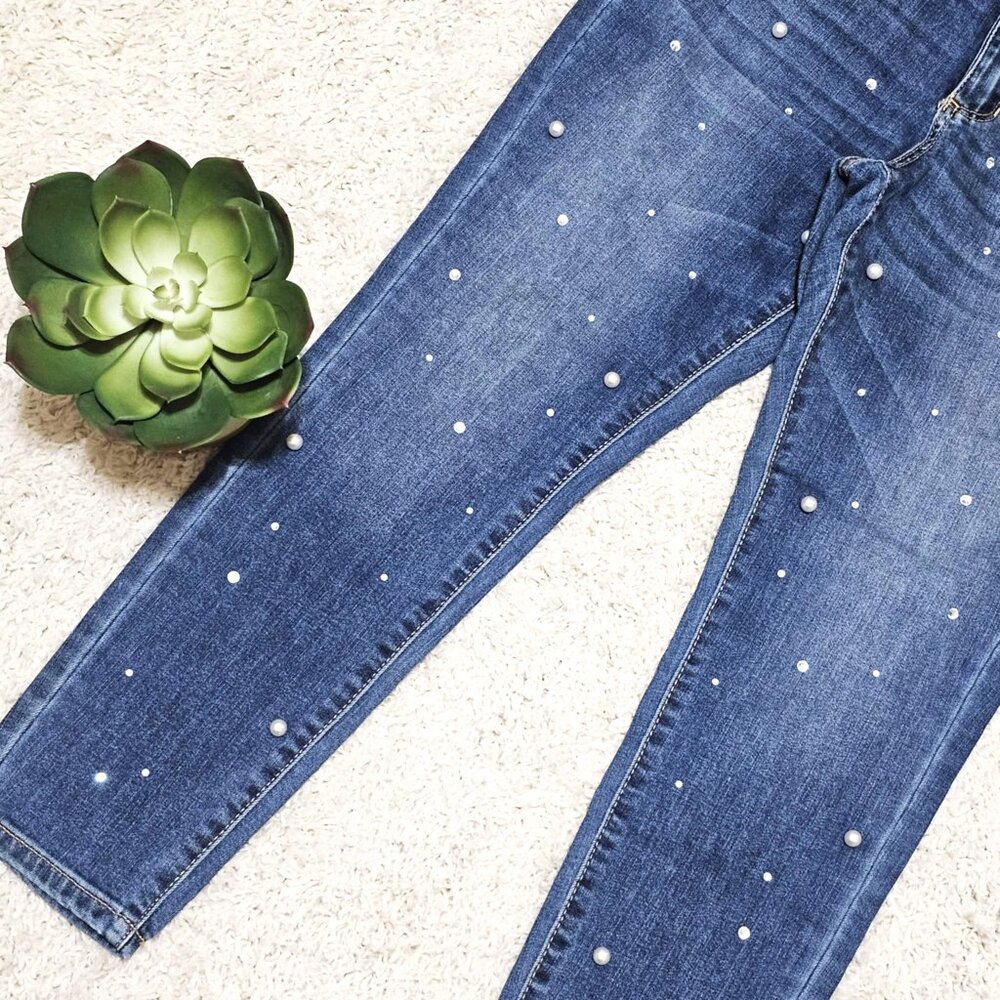 a.n.a. Denim Jeans with Pearls & Rhinestones. Mid-Rise Skinny, Size 10. NWT. - Picture 8 of 16